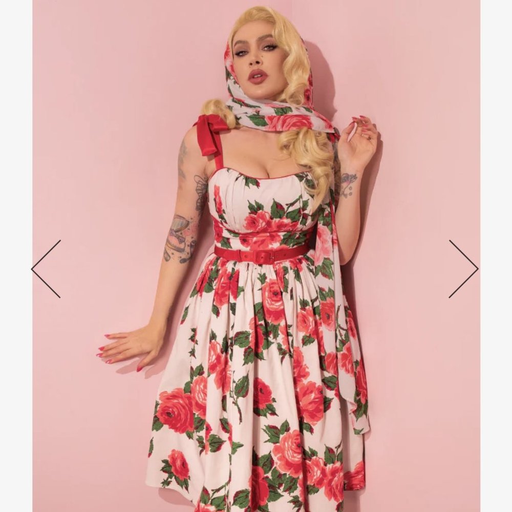 SWING SUNDRESS AND SCARF IN RED VINTAGE ROSES - VIXEN BY MICHELINE PITT - Small